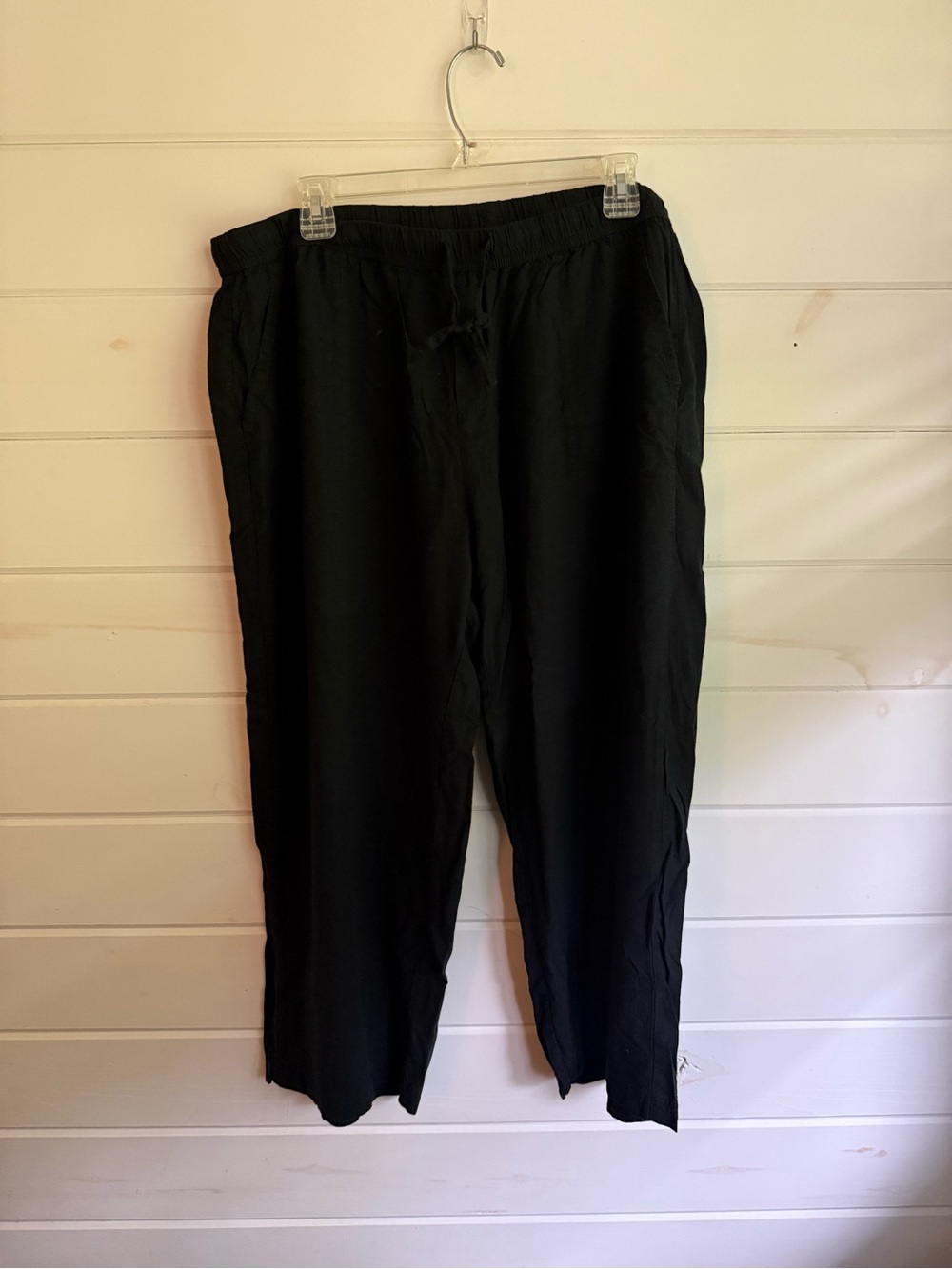 Splendid Black Cropped Drawstring Pants